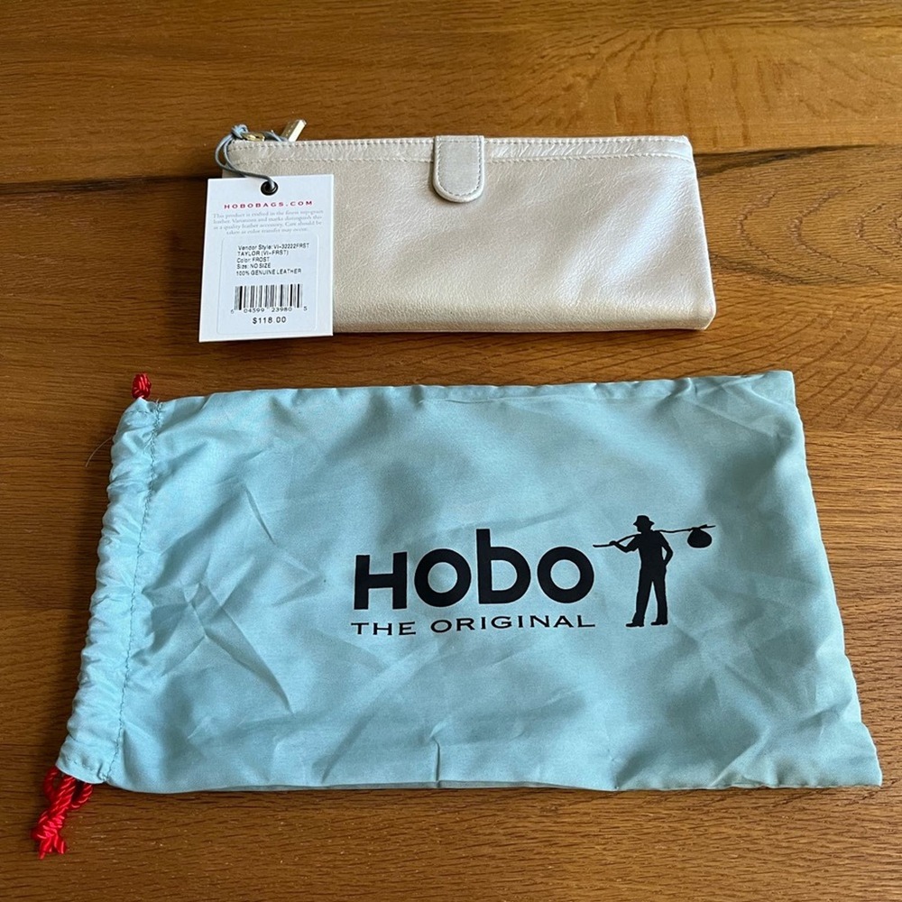 NWT HOBO International Taylor Leather Wallet Clutch Purse